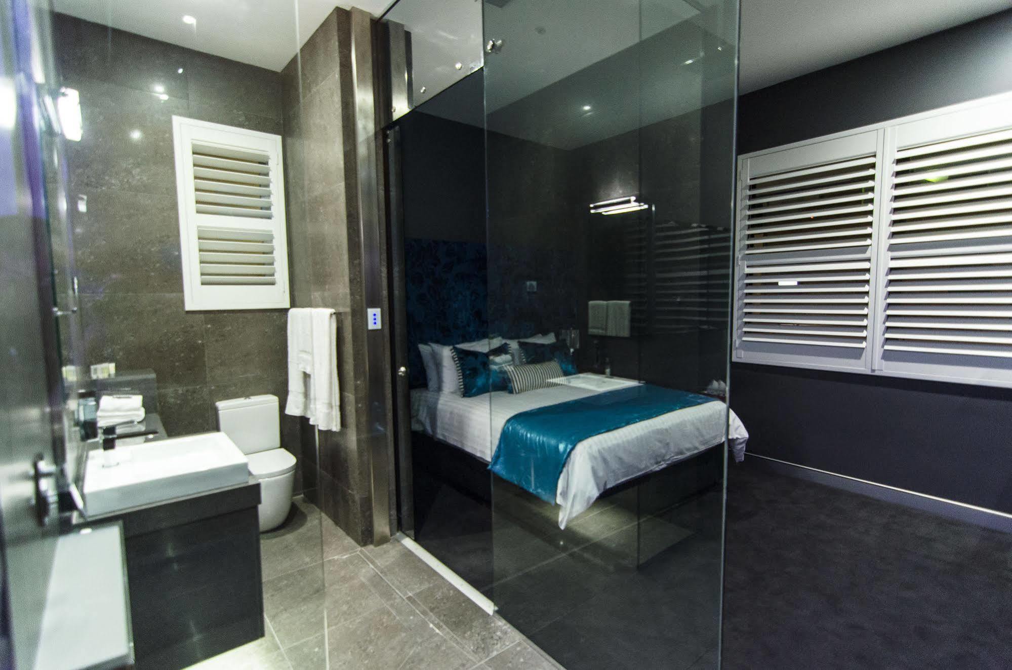 Hotel Junction 4*
